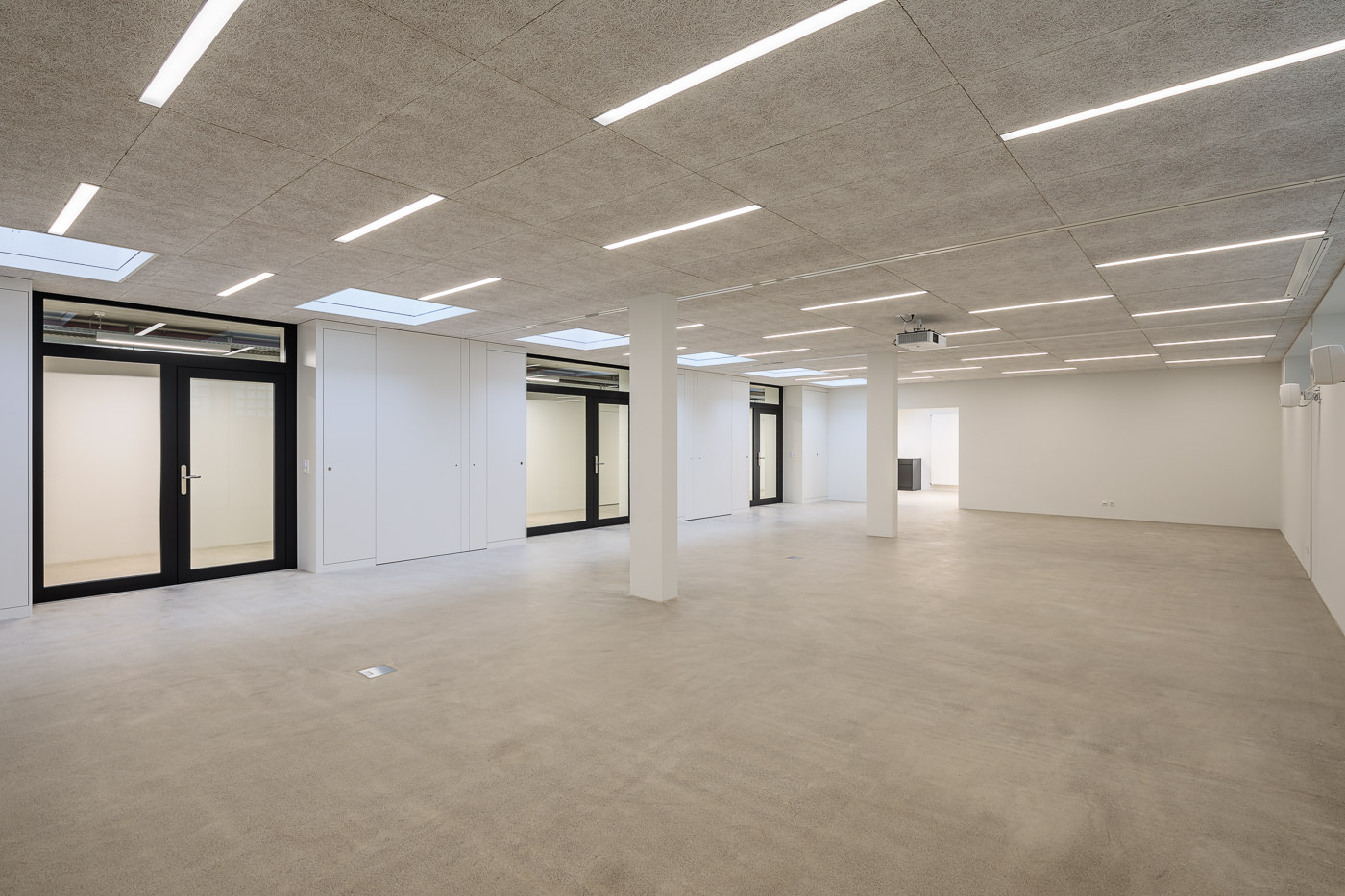 buan architekten - Umbau Bueroraeume IG Arbeit Unterlachenstrasse Luzern - Grossraum-1