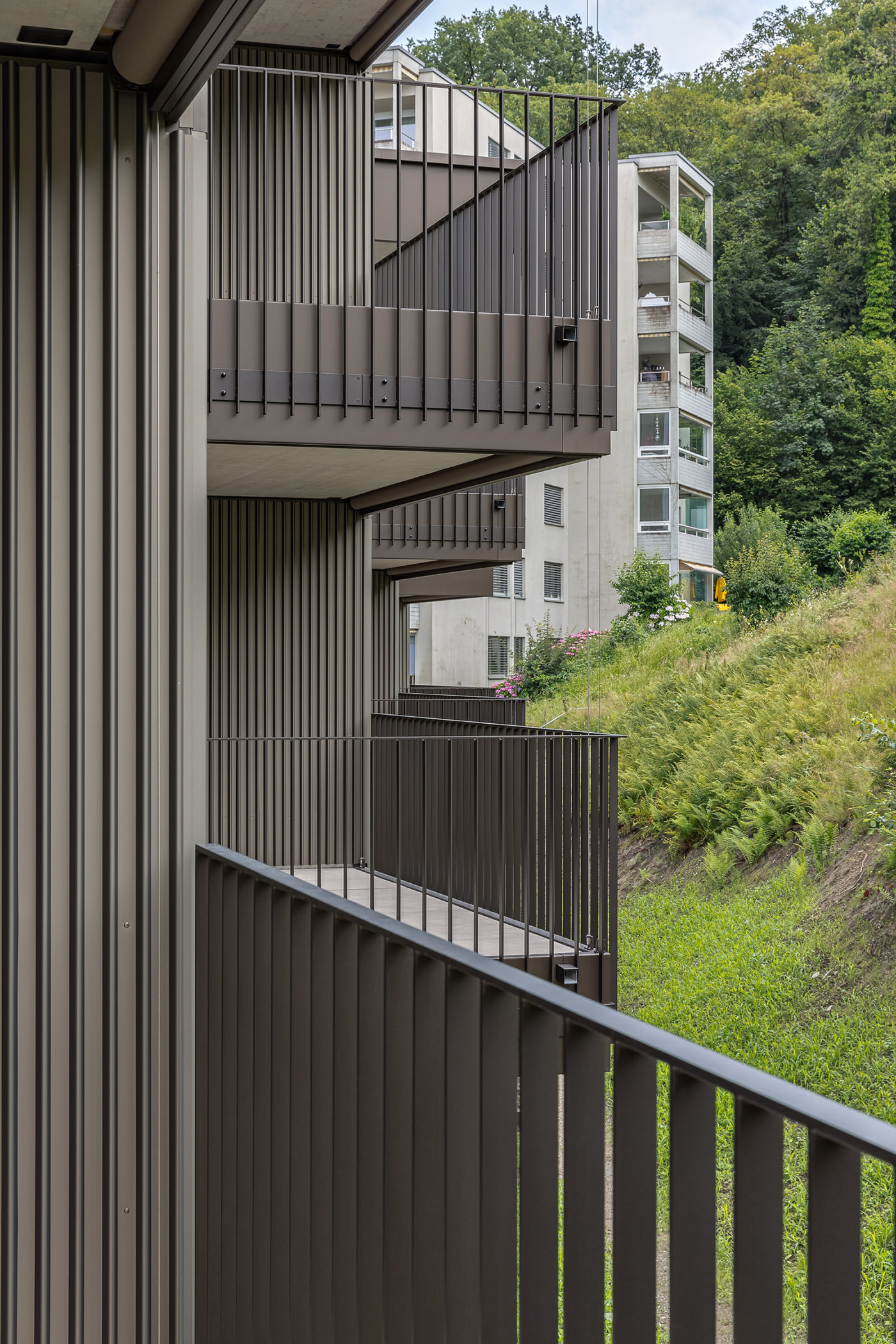 buan architekten – Neubau Wohnhaus Waldweg Luzern – Balkone